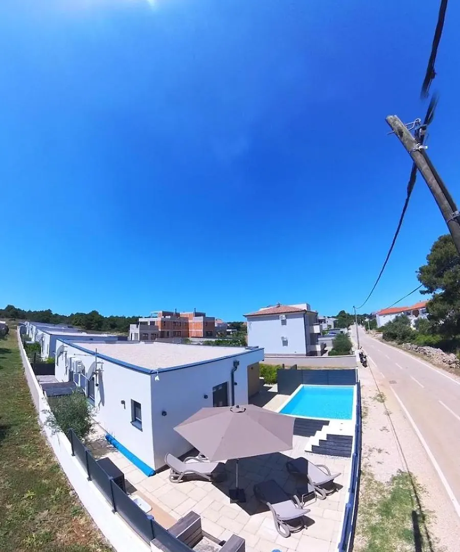 Villa Poolhouse Flip Flop - Mit Privatem Pool Vir