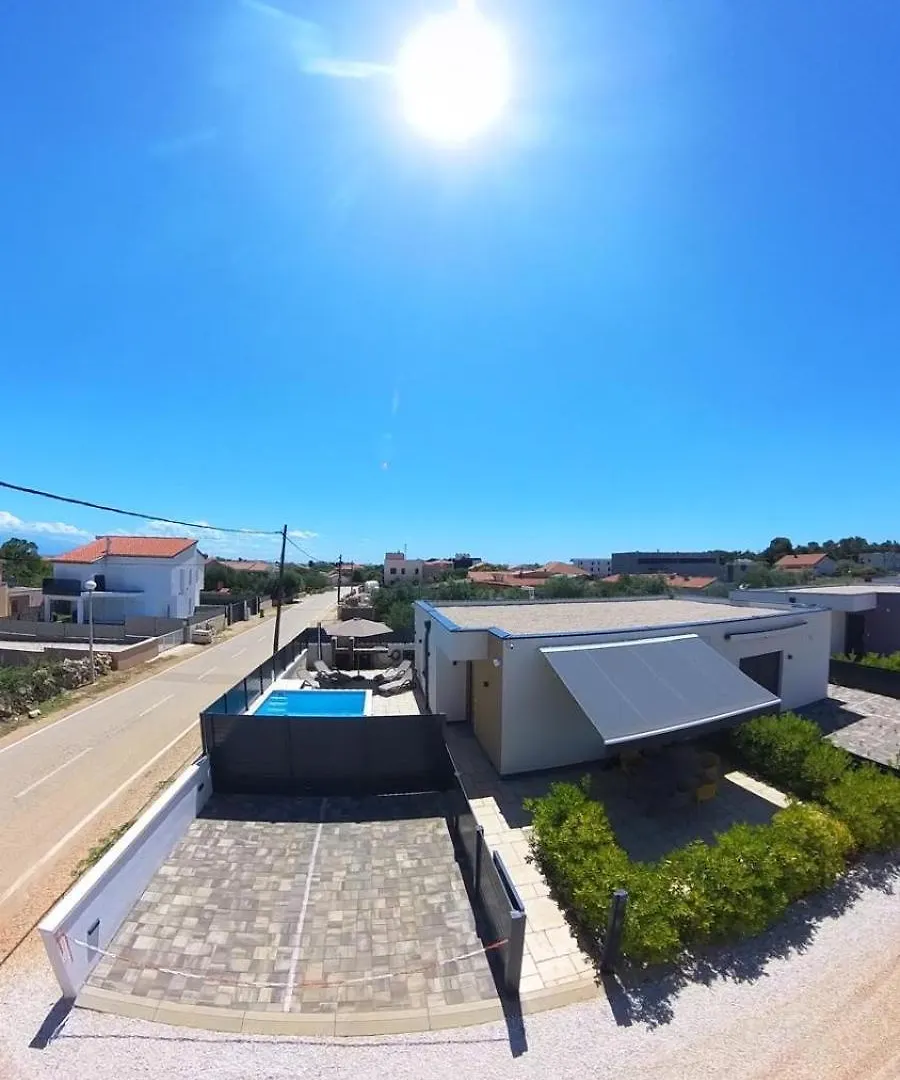 Holiday home Poolhouse Flip Flop - Mit Privatem Pool Villa Vir